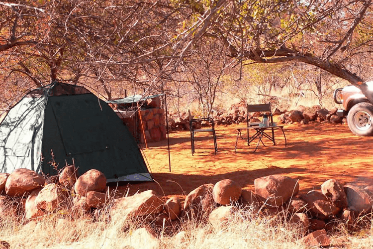 Safari camping setup - Dusty Trails Safaris Namibia & Dusty Car Hire Namibia