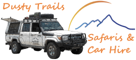 Webseite Logo Dusty Trails Safaris Namibia & Dusty Mietwagen Namibia