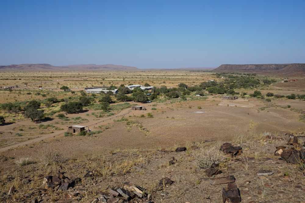 Wanderaussichtspunkt am Gondwana Canyon Roadhouse - Dusty Trails Safaris Namibia &amp; Dusty Car Hire Namibia