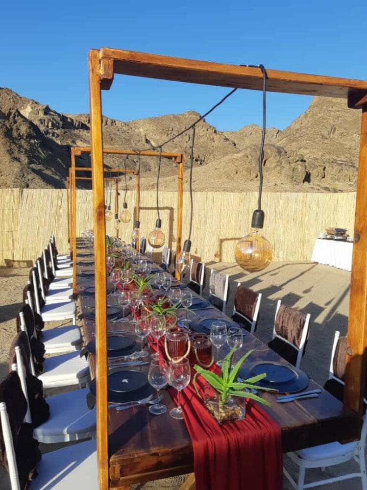 incentive event - desert dinner table